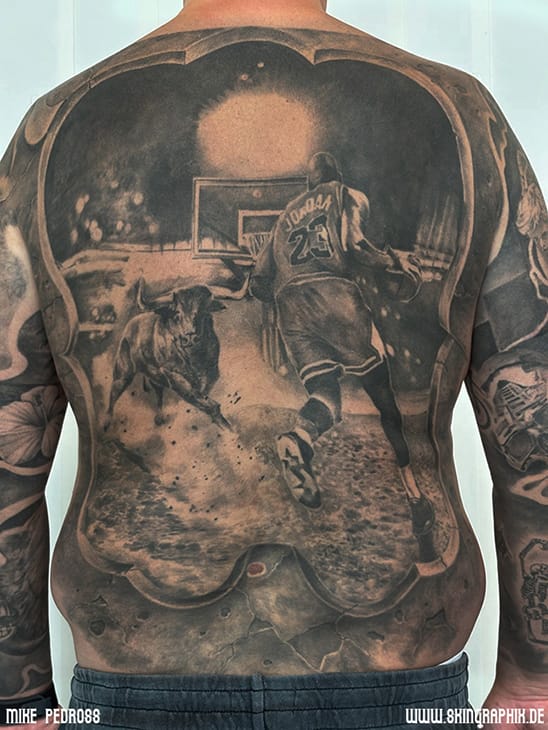 Michael Jordan vom Chicago Bulls, Realism Back Tattoo. Realismus Rücken Tattoo